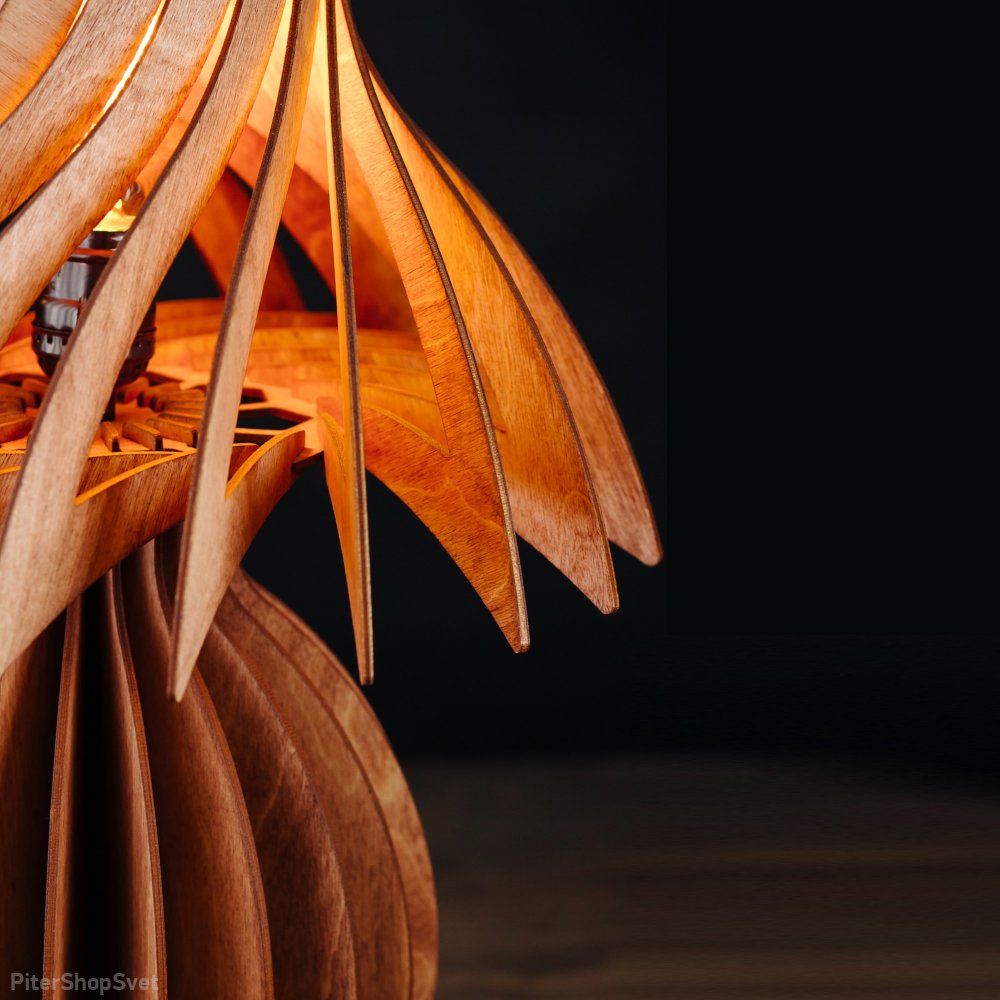 Лампа настольная деревянная в стиле ретро 